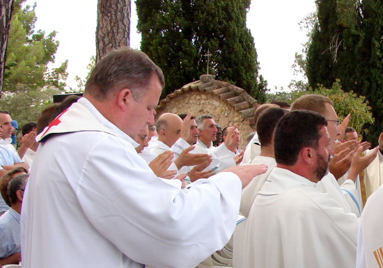 Photo Google - prêtres à Cottignac